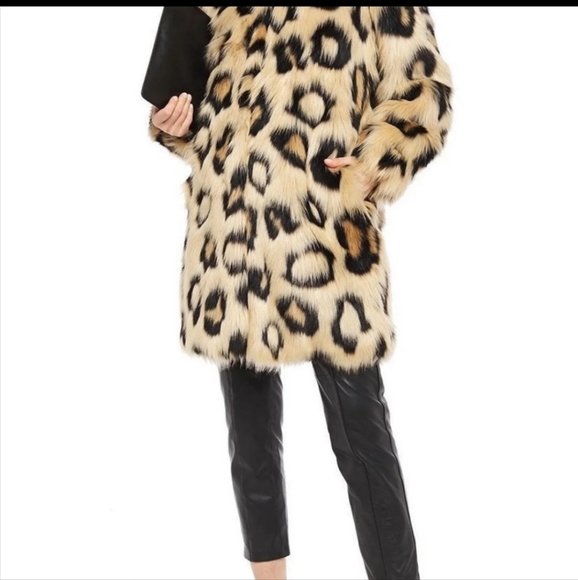 Michael Kors Mega Cat Faux Fur Jacket Coat sz XS - Picture 2 of 12